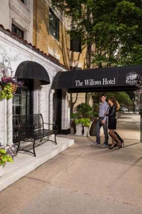 The Willows Hotel